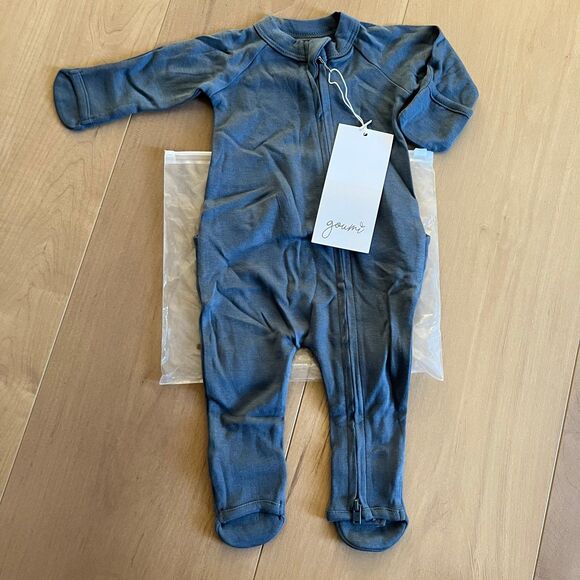 NWT Goumi Kids Midnight Baby Footie SZ NB Newborn Blue Bamboo Zippy Sleeper - Picture 1 of 3